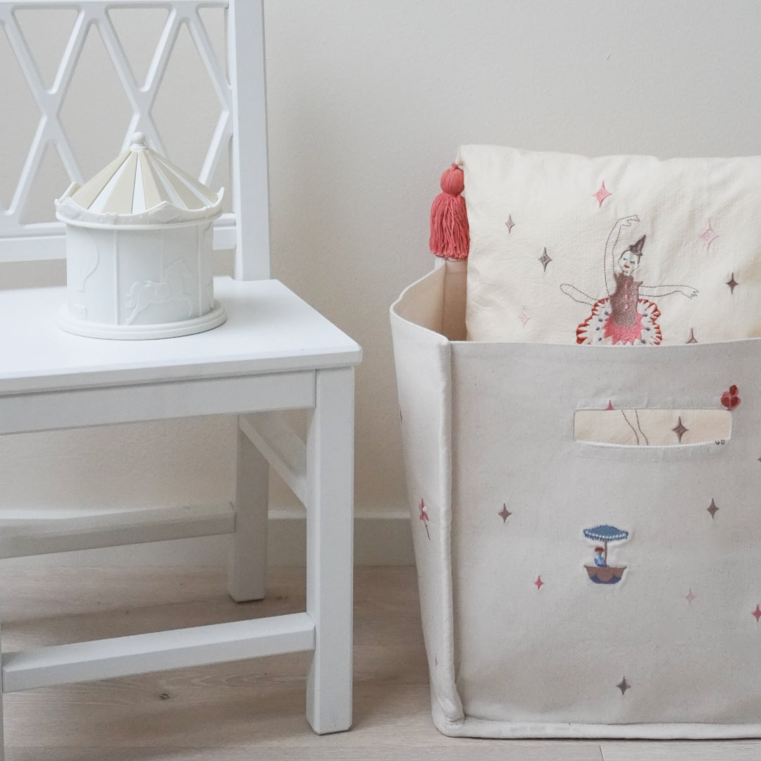 Coussin Brodé - OCS - Ballerina