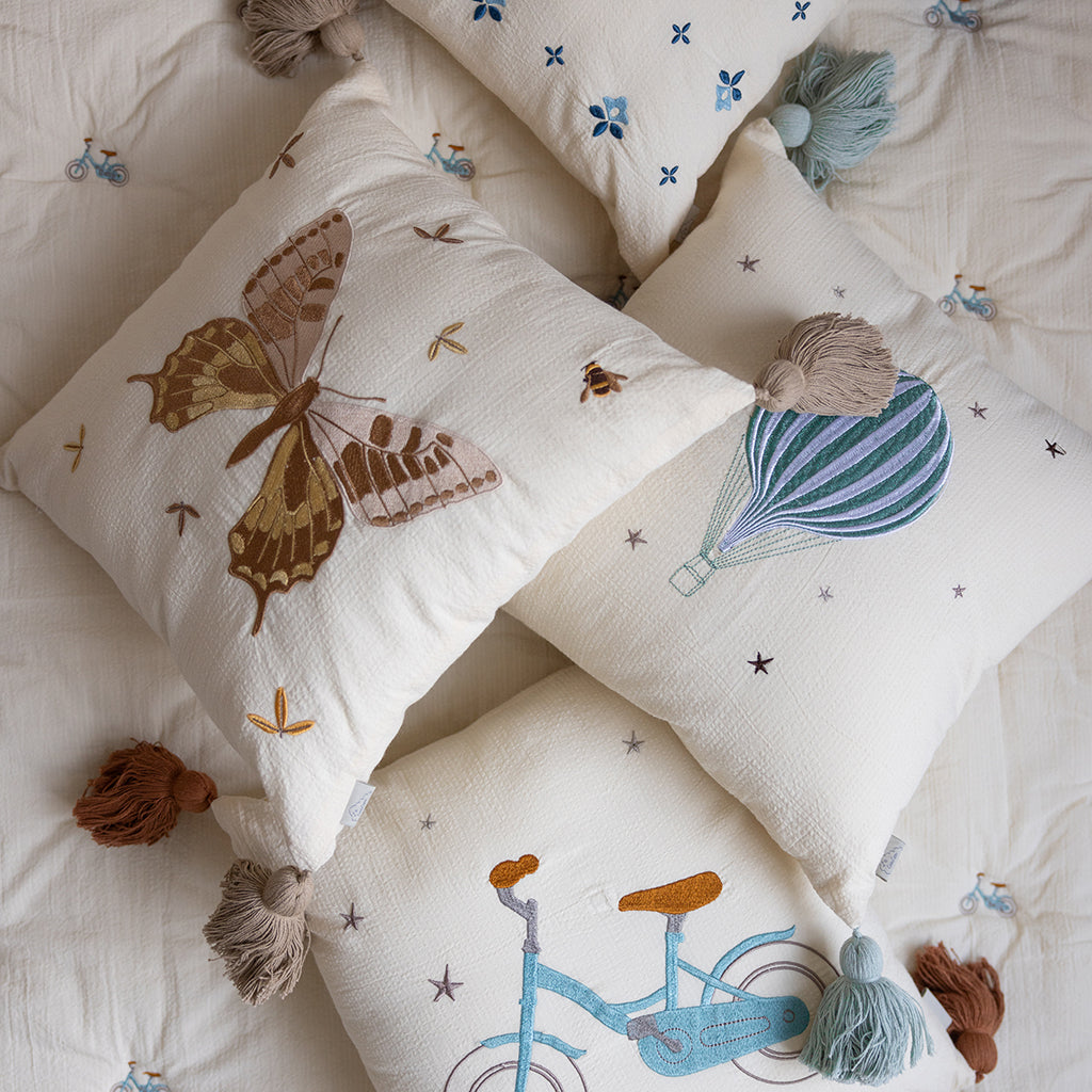 Coussin Brodé - OCS - Butterfly