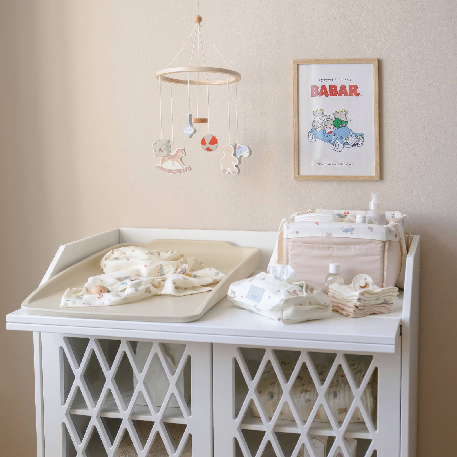 Harlequin Changing Table - White